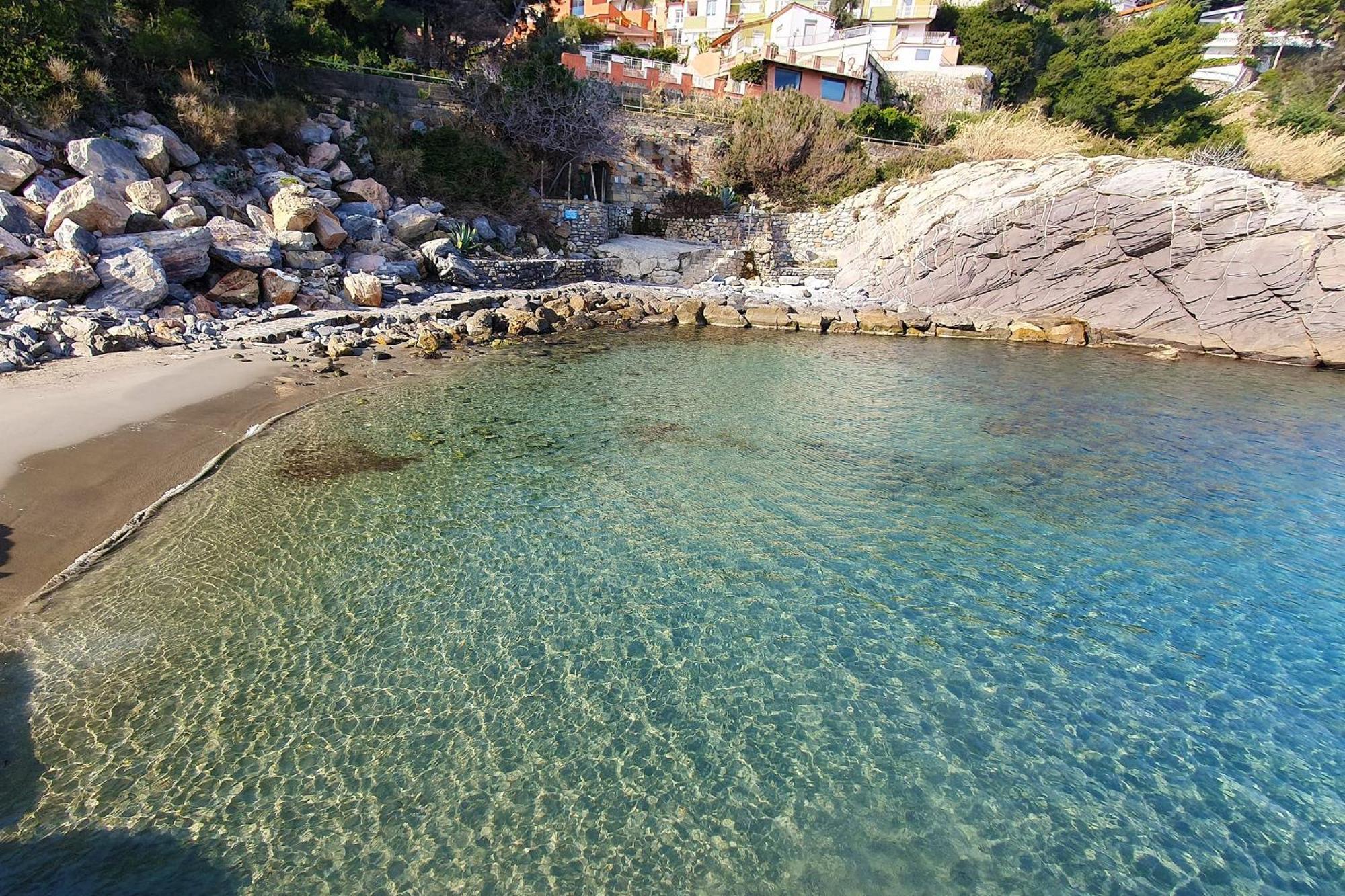 C22 Beachfront Villa - Spa Bath, Pool, Private Beach, Parking Free Marina dʼMarina dʼAndora Exteriör bild