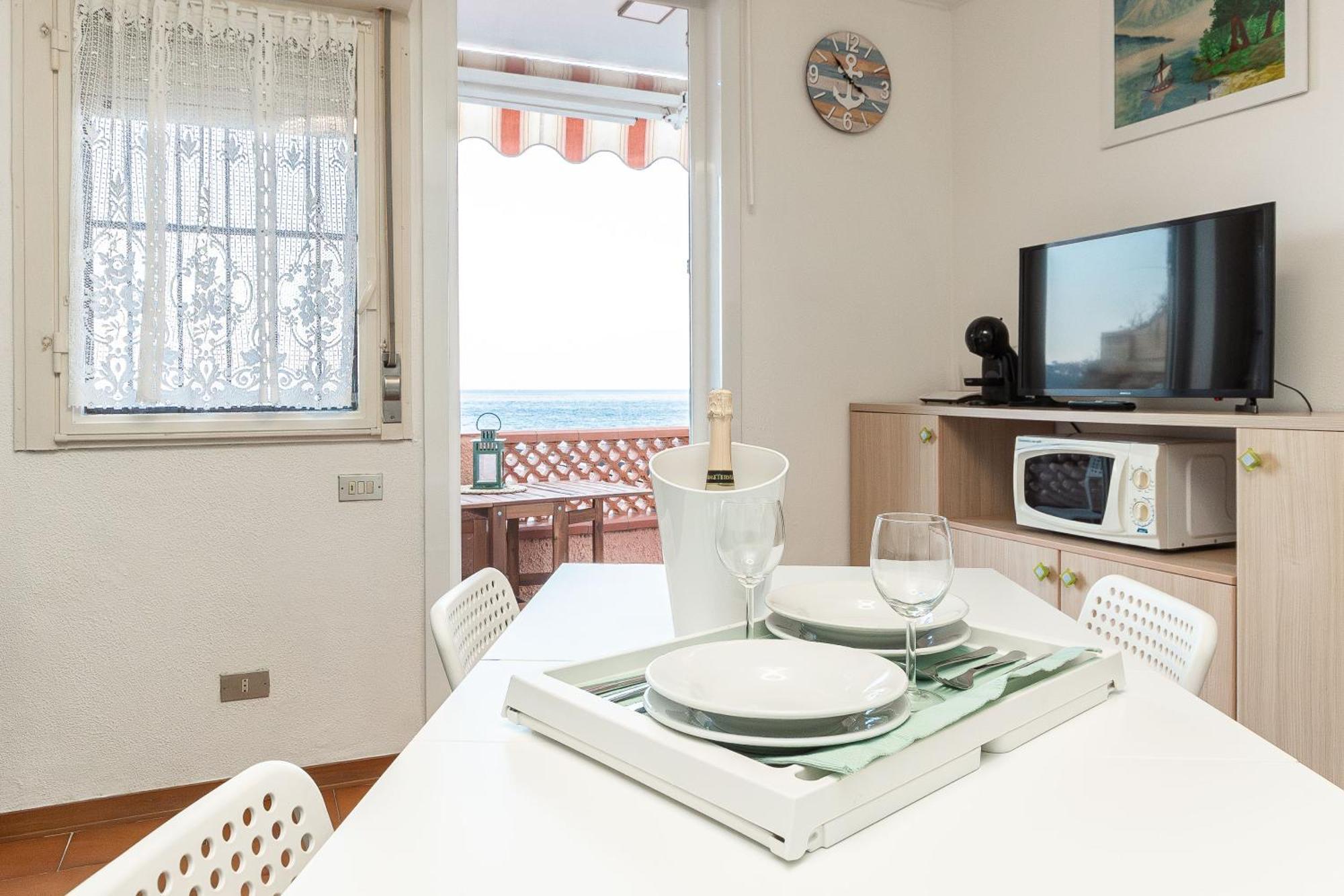C22 Beachfront Villa - Spa Bath, Pool, Private Beach, Parking Free Marina dʼMarina dʼAndora Exteriör bild